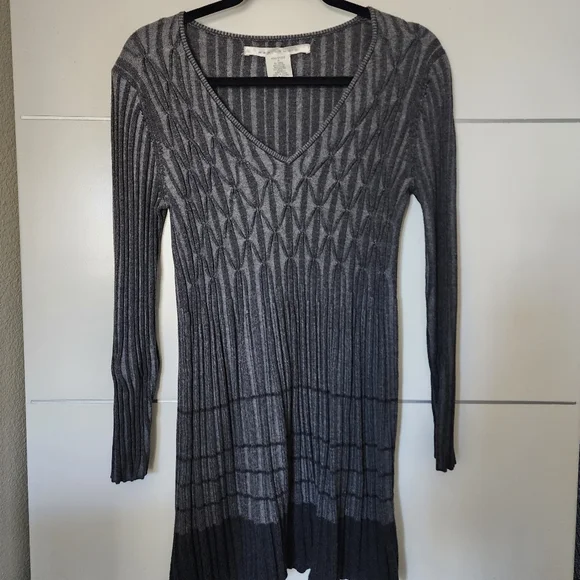 Max Studio | Dresses | Max Studio Ribbed Sweater Dress Gray Vneck Medium |  Poshmark